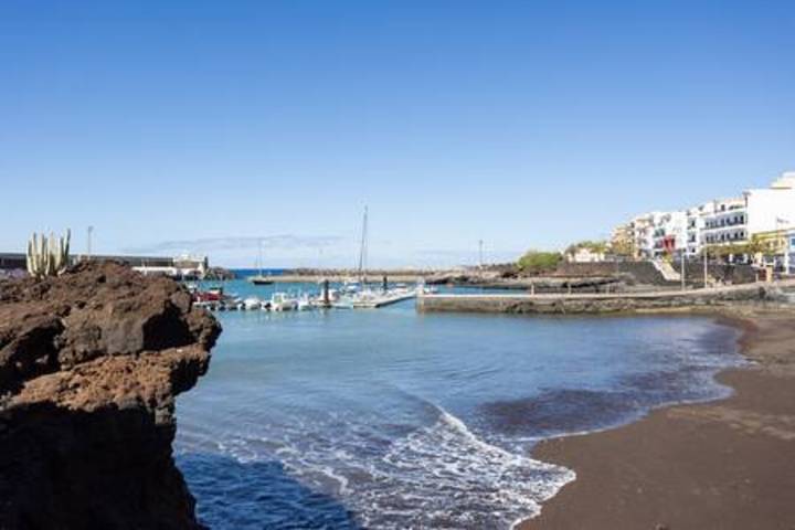Ganze Wohnung, Ferienwohnung für 4 Personen mit Terrasse in La Restinga, El Pinar de El Hierro