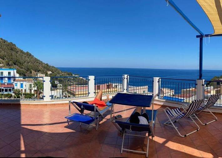 Maison d’hôte pour 2 personnes, avec Terrasse et Vue à Ustica