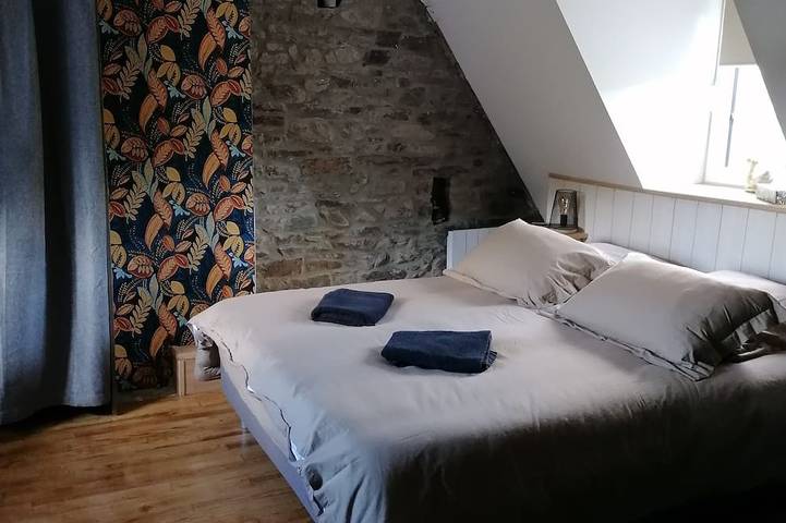 Gîte pour 6 personnes, avec jardin et terrasse à Plounéventer - 2