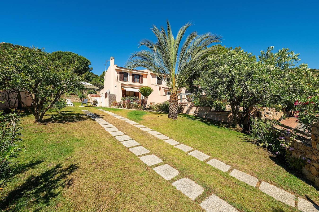 Villa Simona in Santa Margherita di Pula – Entspannung im Grünen nahe Traumstränden in Santa Margherita di Pula, Pula und Umgebung