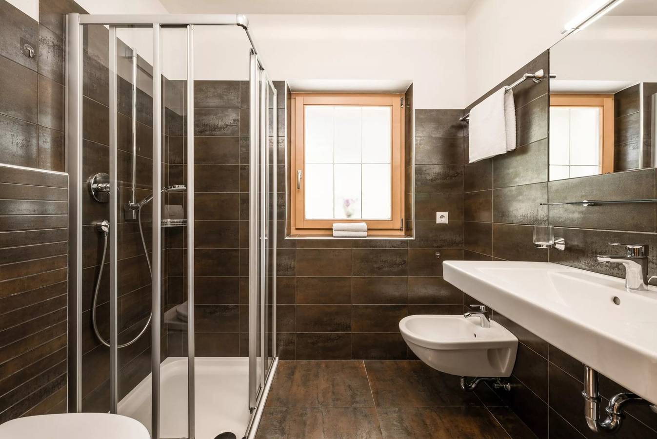 Apartamento inteiro, Angererhof - Apartamento 'Leni' com vista para a montanha, jardim privado e Wi-Fi in Campo Tures, Alto Adige