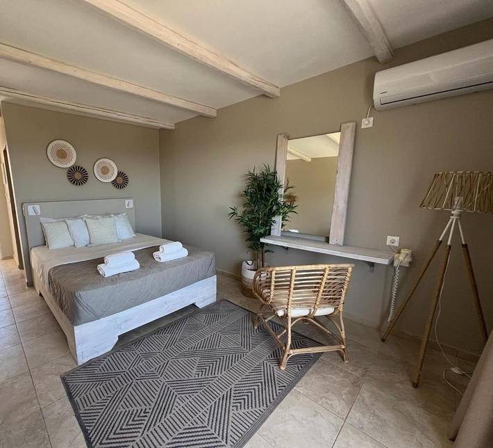 Chambre d’hôte pour 3 personnes, avec terrasse et bassin pour enfant ainsi que jardin et piscine à Céphalonie - 2