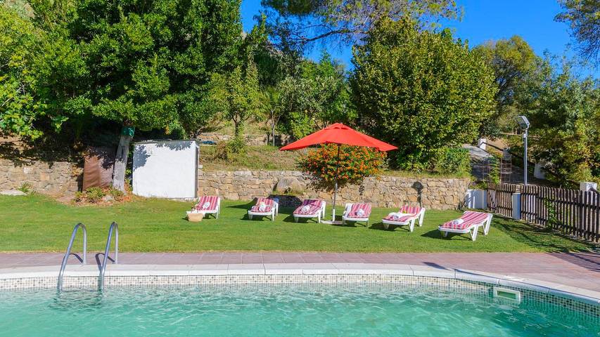 Casa rural para 20 personas, con balcón/terraza y piscina en Sierra de Cádiz - 2