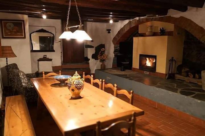 Gîte pour 8 personnes, avec jardin - 1
