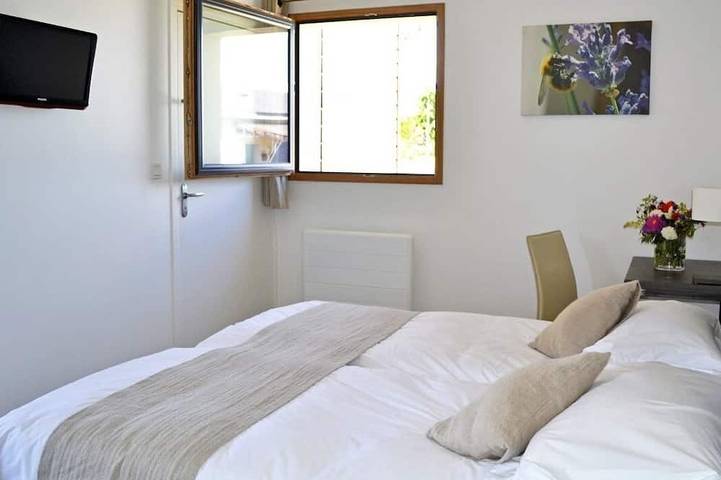 Appartement entier, Santal - Appartement 4/6P avec terrasse in Baden (France), Côte des Mégalithes