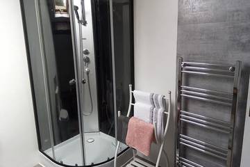 Chambre d’hôte pour 5 personnes, avec jardin à Lapenty