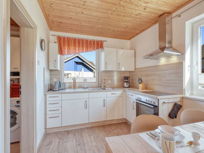 Ferienhaus für 4 Personen, mit Garten und Terrasse sowie Sauna in Stralsund Umland - 2