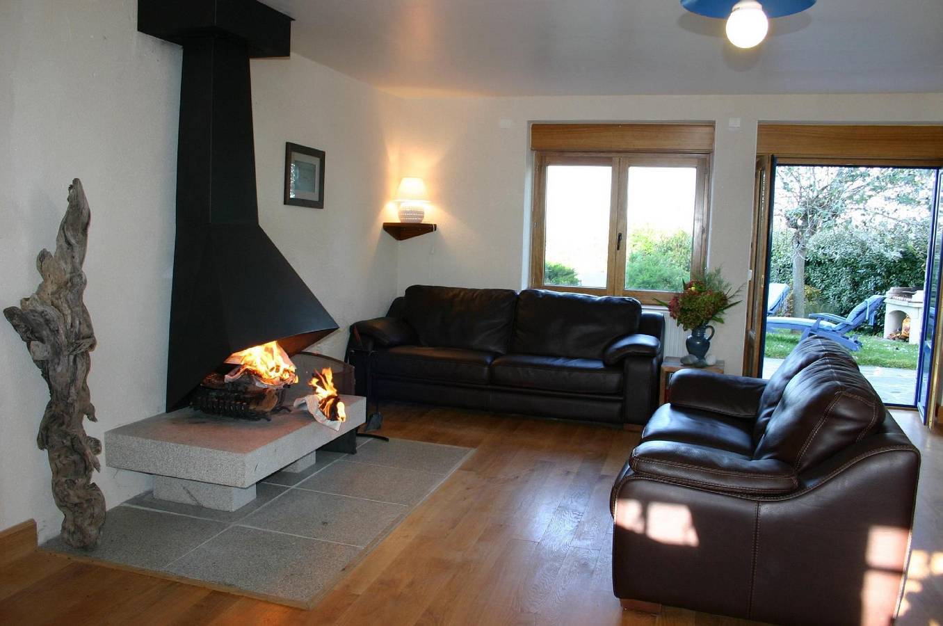 Spacious house with direct access to the beach in Guilvinec, Region de Quimper