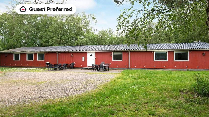 Ferienhaus für 21 Personen, mit Terrasse in Kølkær