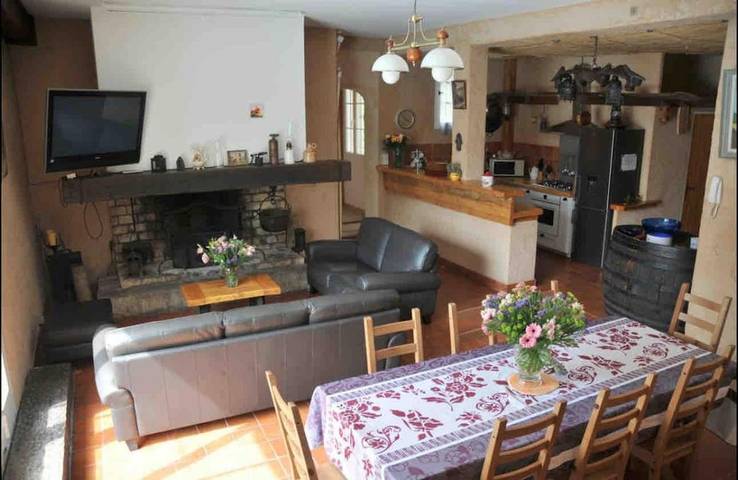 Location de vacances pour 15 personnes, avec jardin ainsi que vue et piscine à Évenos - 3