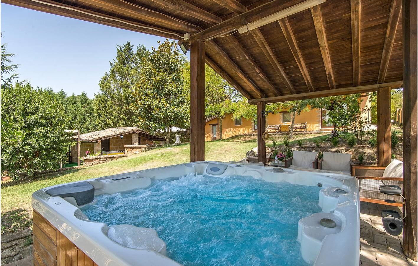 Casa vacanza per 10 persone con giardino in Magliano Sabina, Provincia di Rieti