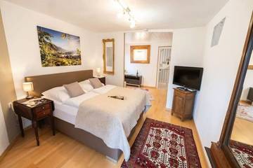 Ferienhaus für 10 Personen in Ediger-Eller, Moseleifel, Bild 1