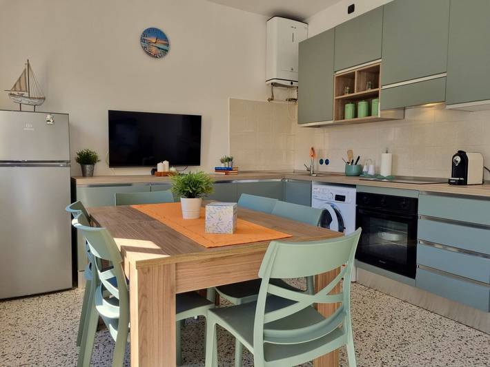 Apartamento vacacional entero, Apartamento de vacaciones para 5 personas con balcón in Lido di Pomposa, Provincia de Ferrara