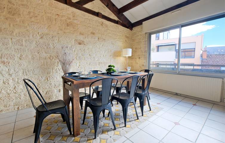 Appartement de vacances entier, Appartement confortable avec parking, Internet, vue sur la rivière - AU TAQUET 300m in Périgueux, Périgord Blanc