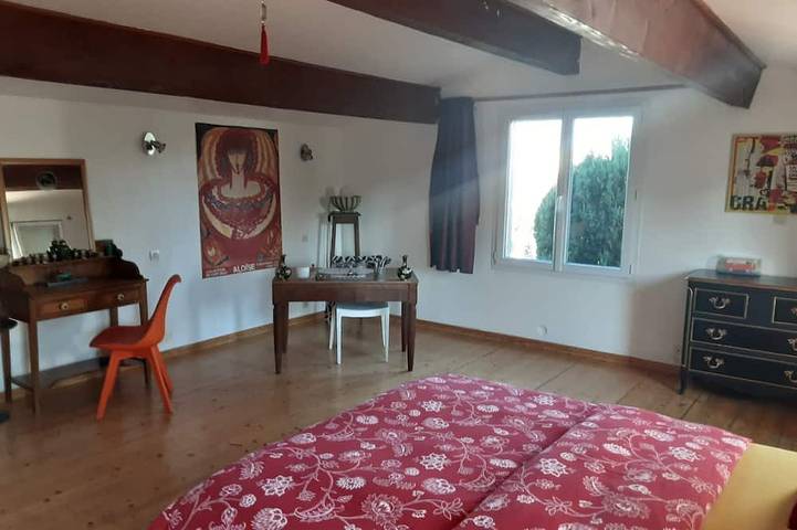 Location de vacances pour 2 personnes, avec jardin, animaux acceptés à Vauvert - 4