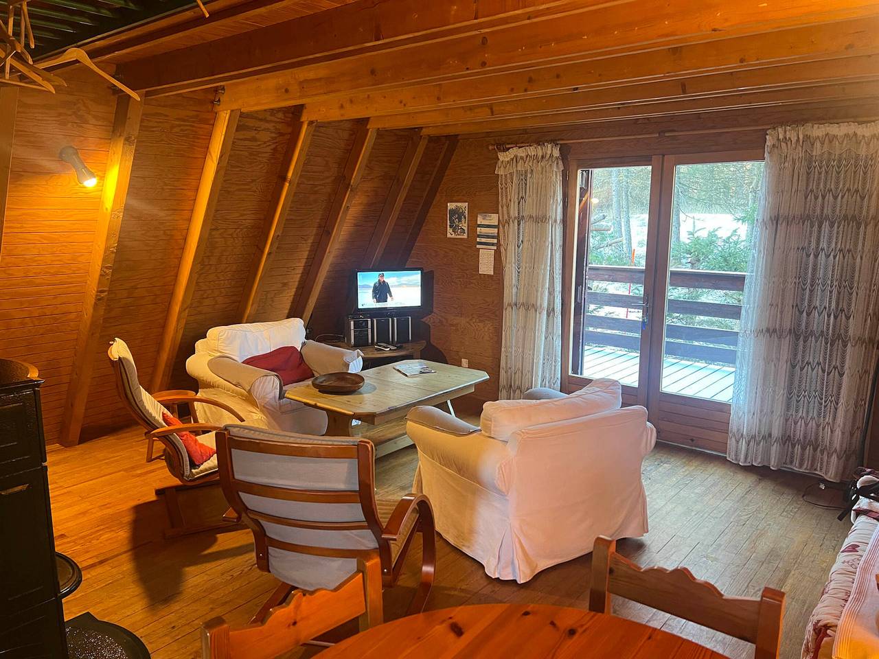 3-Zimmer-Chalet mit Terrasse und Kostenlosem Parkplatz in La Joue du Loup, Le Dévoluy