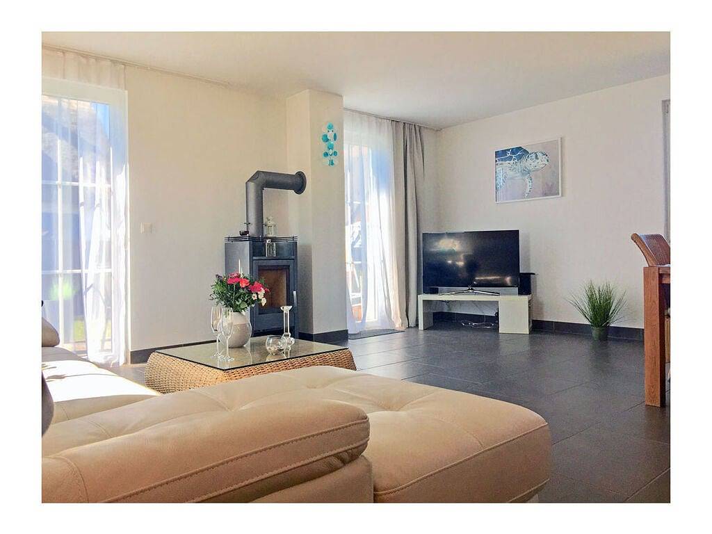 Strandhaus Seestern Komfortable Ferienresidenz in Glowe, Rügen