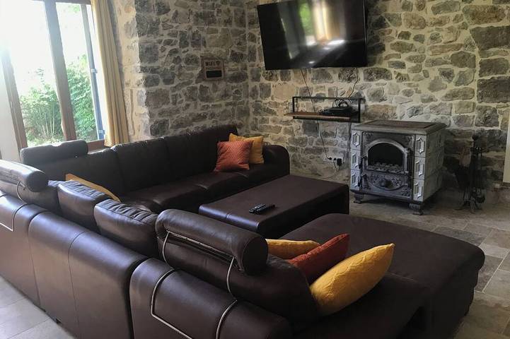 Gîte pour 14 personnes, avec jacuzzi et jardin à Chandolas - 2