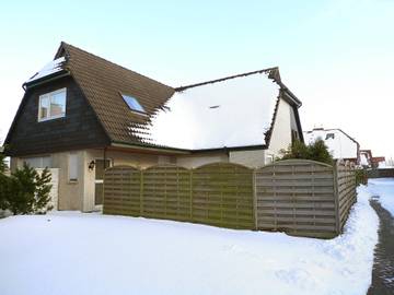 Ferienwohnung für 4 Personen, mit Terrasse und Garten in Norddeich
