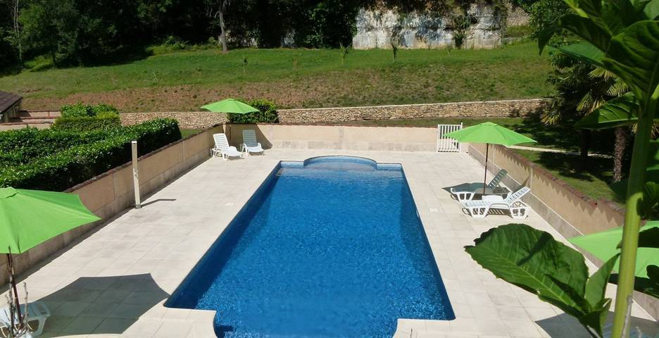 Gîte pour 2 personnes, avec piscine ainsi que jardin et terrasse, animaux acceptés à Sarlat-la-Canéda - 2