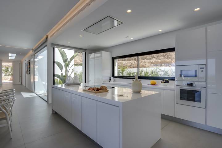 Chalet para 10 personas, con sauna además de vistas al mar y jardín en Ibiza - 4