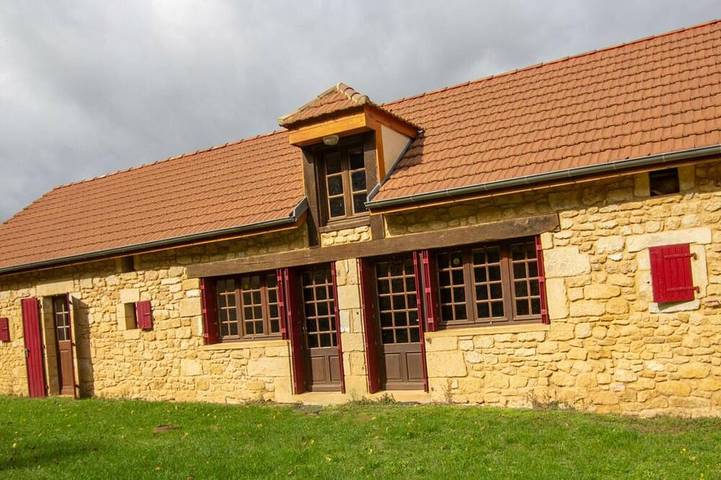 Gîte pour 4 personnes, avec jardin à Castelnaud-la-Chapelle