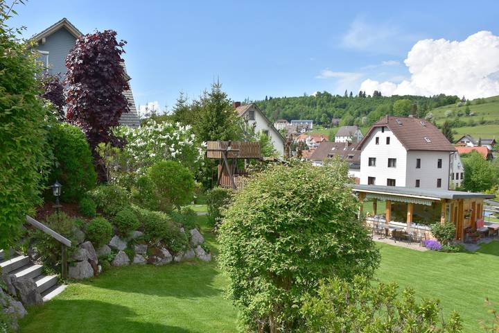 Ganze Wohnung, Schwarzwaldhaus Simmelehof - Ferienwohnung Igel, 55qm, 1 Schlafzimmer, max. 4 Personen in Lenzkirch Ort, Lenzkirch