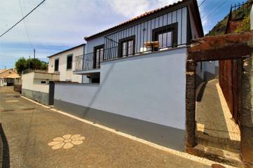 Holiday Apartment for 2 People in Jardim do Mar, Madeira, Photo 2