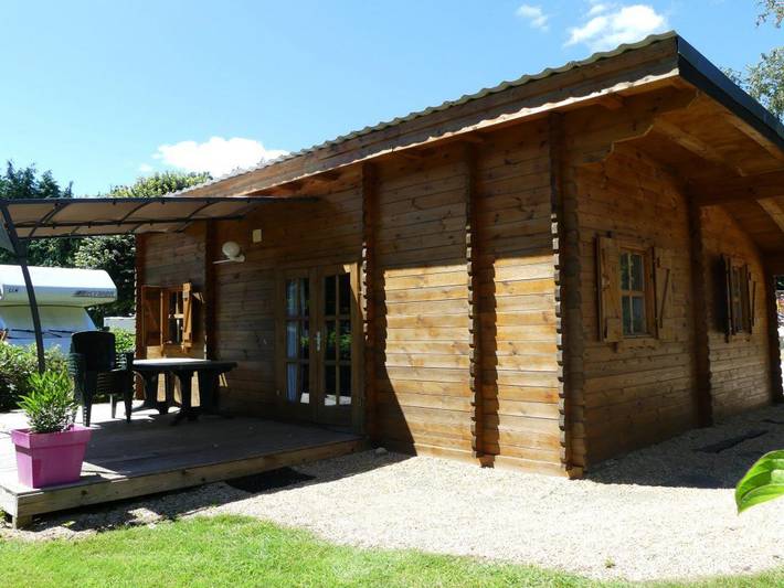 Chalet pour 6 personnes, avec piscine et terrasse