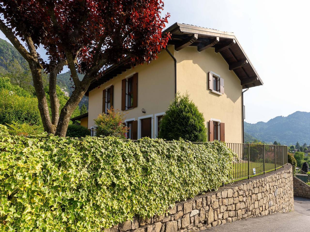 Ferienhaus in Idro in der Nähe von Scenic Hills in Idro, Gardasee-Berge