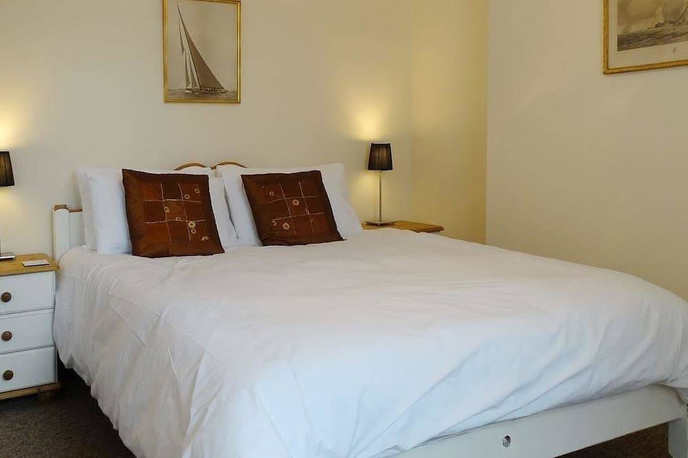 2 Carlton Mews, family friendly, country holiday cottage in Exmouth in Exmouth, Devon