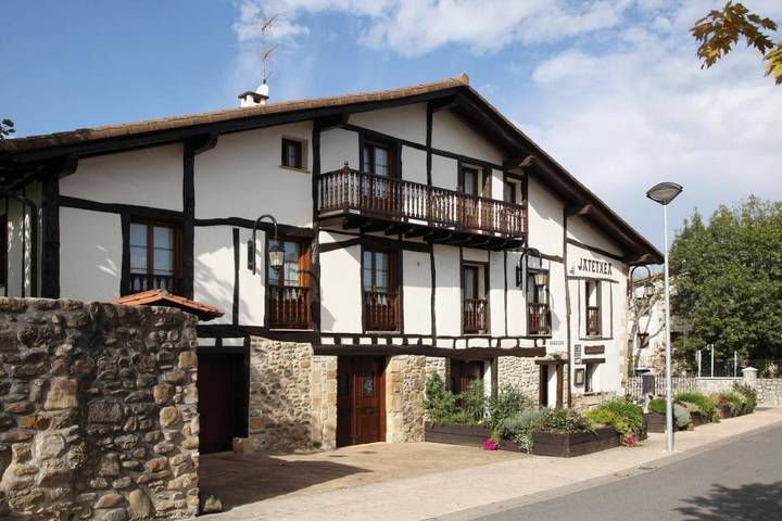 Casa rural para 3 personas, con terraza y vistas en Donostialdea - 3