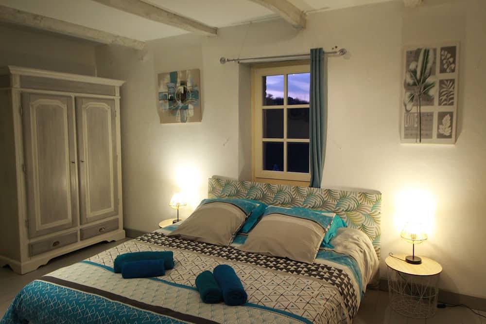Charmante maison en pierre avec piscine privée au coeur du Périgord Noir in Urval, Périgord Pourpre