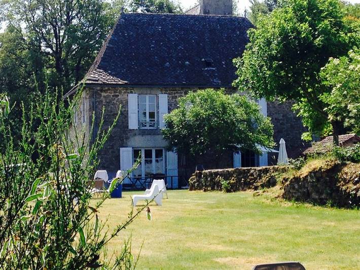 Gîte pour 8 personnes, avec terrasse et jardin - 1