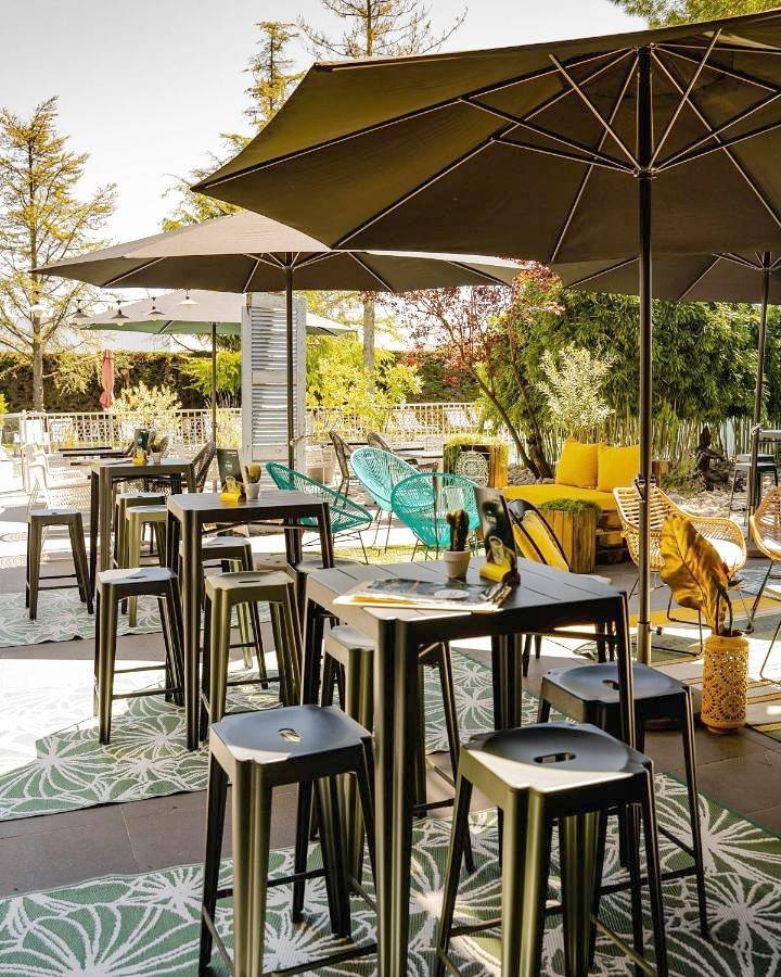 Le Safari Hotel Restaurant in Carpentras, Vaucluse