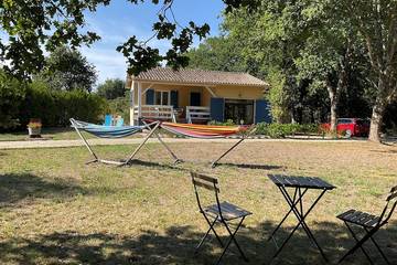 Gîte pour 4 personnes, avec jardin à Saint-Vivien-de-Médoc