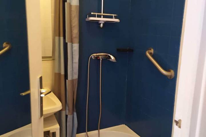 Gîte pour 4 personnes, avec balcon, animaux acceptés à Camiers - 2