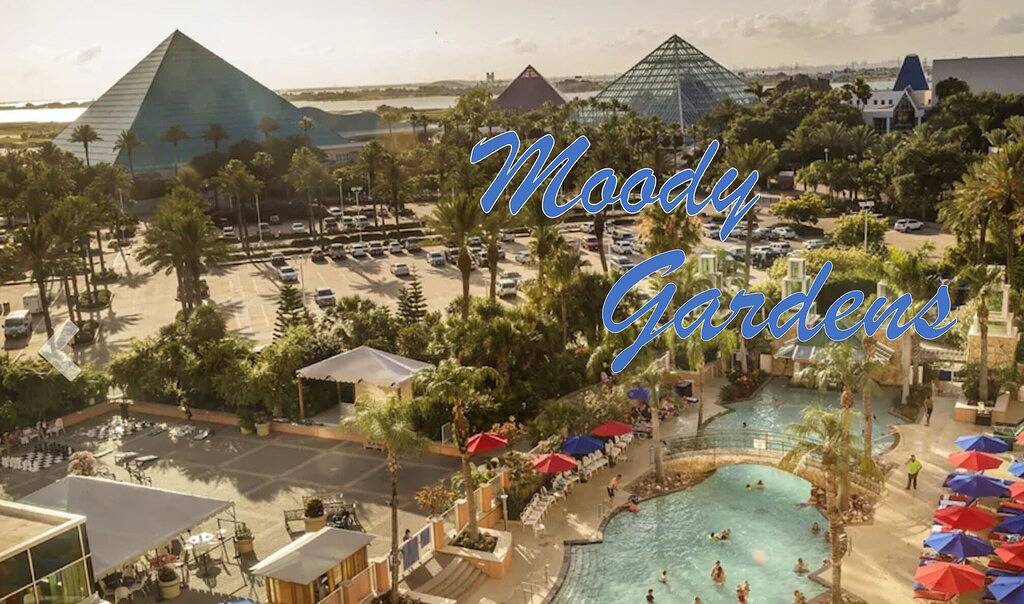 Waterfront Canal Bay & Beach Home with Fishing, Boat Dock, Tiki Bar & More! in Brazoria County