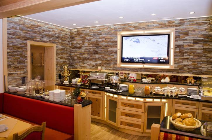 Ganze Ferienwohnung, Dreibettzimmer/Du od. Bad,Wc in Ischgl, Verwall