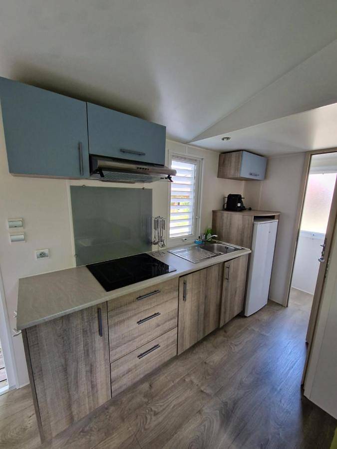 Tente pour 4 personnes, avec jardin et terrasse, animaux acceptés dans Saône-et-Loire - 2