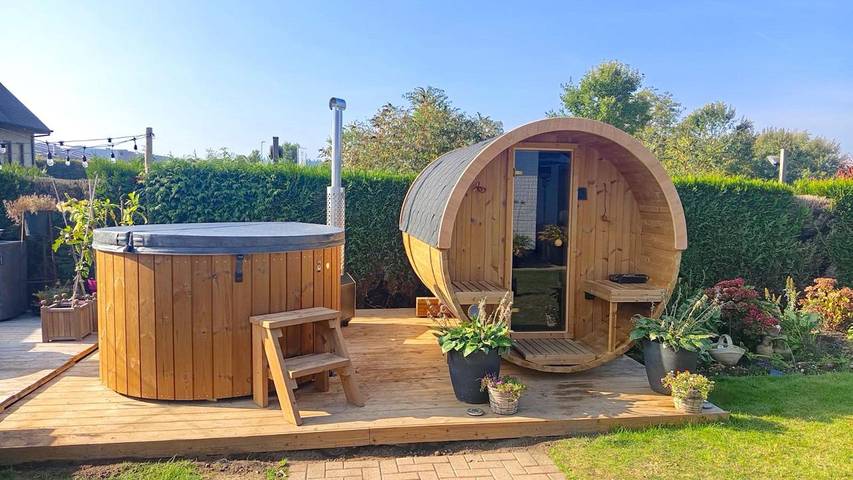 Location de vacances pour 11 personnes, avec jardin ainsi que piscine et sauna à Mol - 4