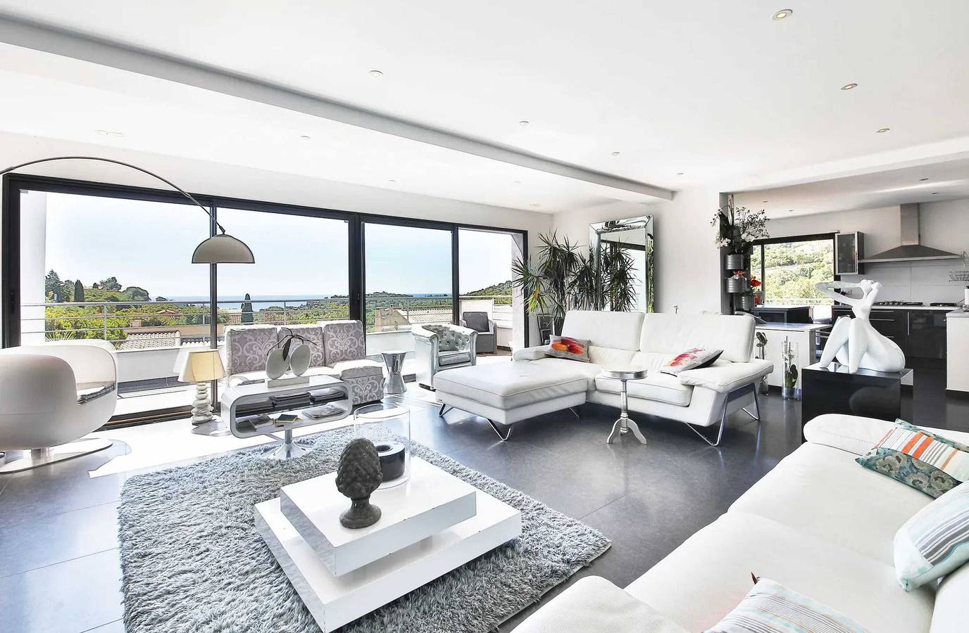 Luxuriöse Villa in Cavalaire-sur-Mer in Cavalaire-sur-Mer, Mittelmeerküste (Frankreich)