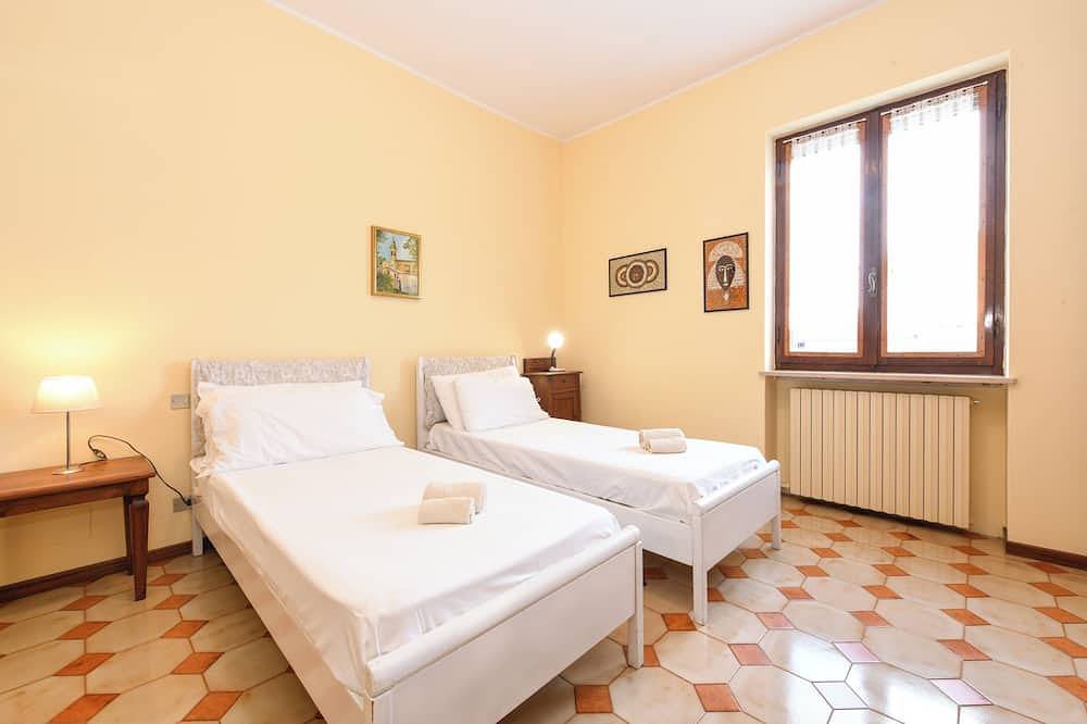 Casa Nonna Rina: Enchantment and Relaxation among the Hills 15km from Lake Garda in Monzambano, Mantua Provinz