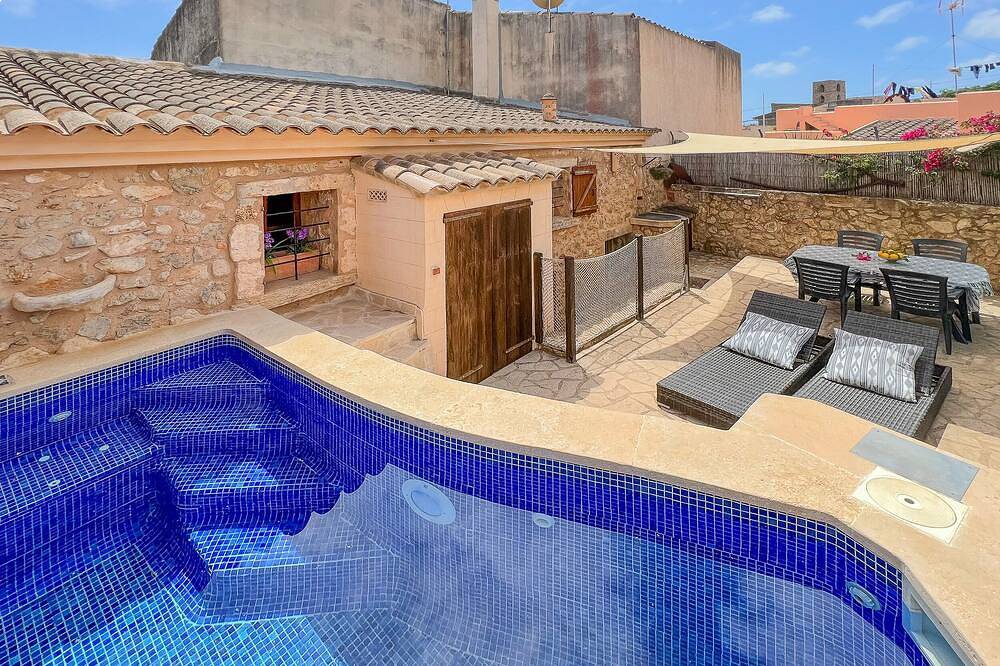 Charming Villa Can Xesquet in s'Horta, Felanitx