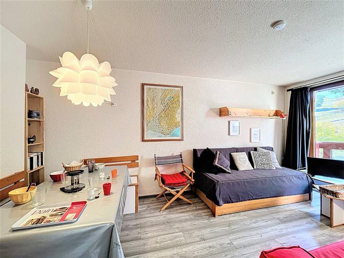 Gîte pour 5 personnes, avec balcon et piscine dans Le Corbier - 2