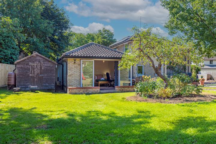 Entire apartment, Pass the Keys | Charming and Central Garden Studio Flat | Free Parking in Cambridge, Cambridgeshire