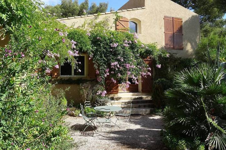 Location de vacances pour 5 personnes, avec Terrasse et Jardin dans Calanque de Port-Miou