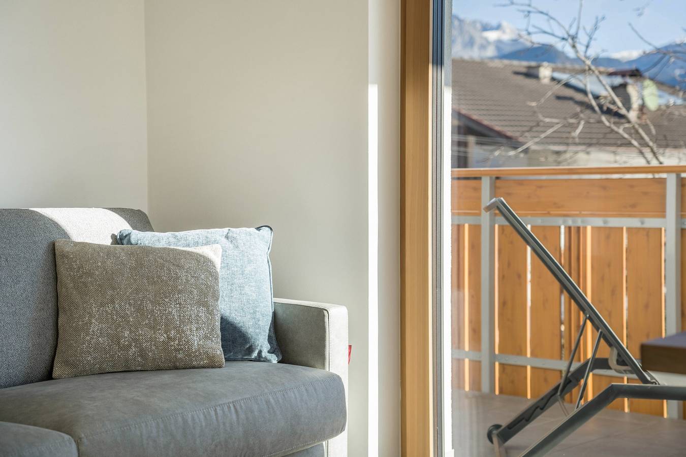 Ganze Wohnung, Ferienwohnung "Sunnig - Sonnenaufgang" mit Bergblick, Balkon & Wlan in Lana, Nonsberggruppe