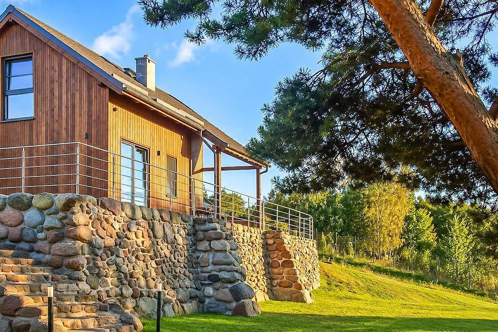 Cozy home in Lipnica with Wifi in Polnische Ostsee