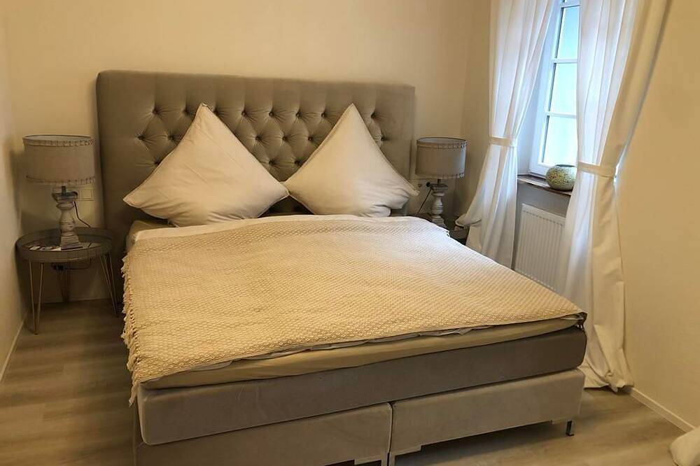 Ganze Wohnung, Ferienwohnung \"Landhaus\" - Ferienwohnungen Steffushof in Wachenheim, Pfälzer Rheinebene